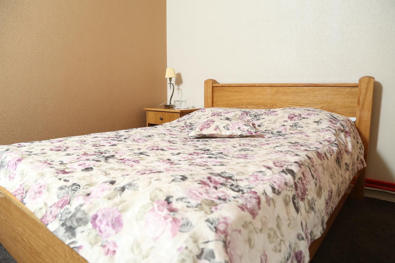 B&B Vila Bela Ruza Sremska Mitrovica Dış mekan fotoğraf