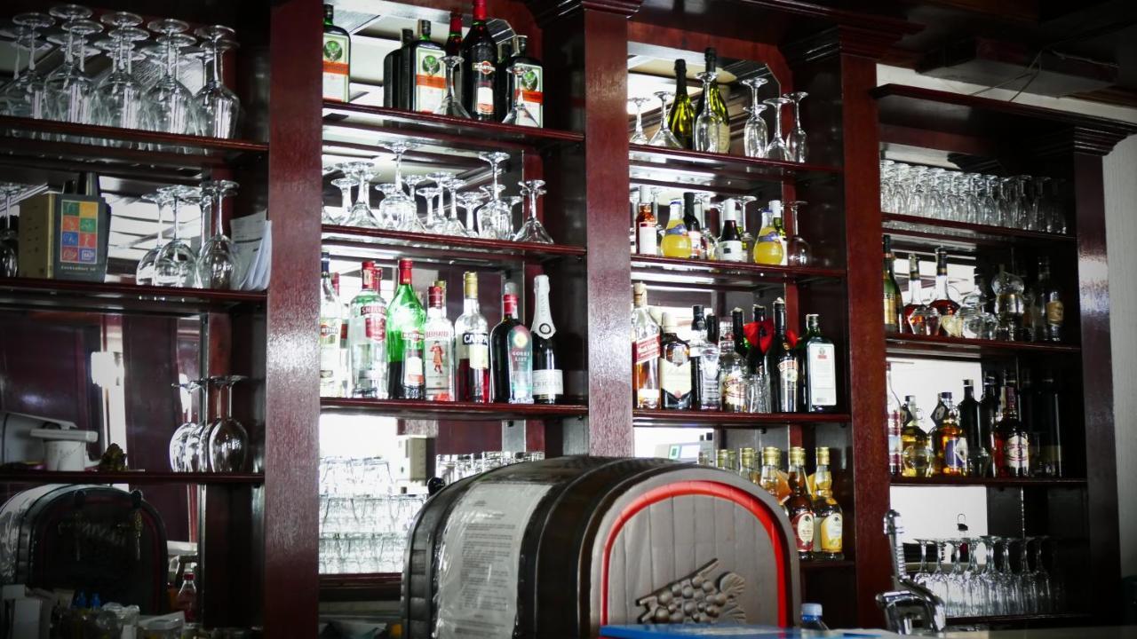 B&B Vila Bela Ruza Sremska Mitrovica Dış mekan fotoğraf